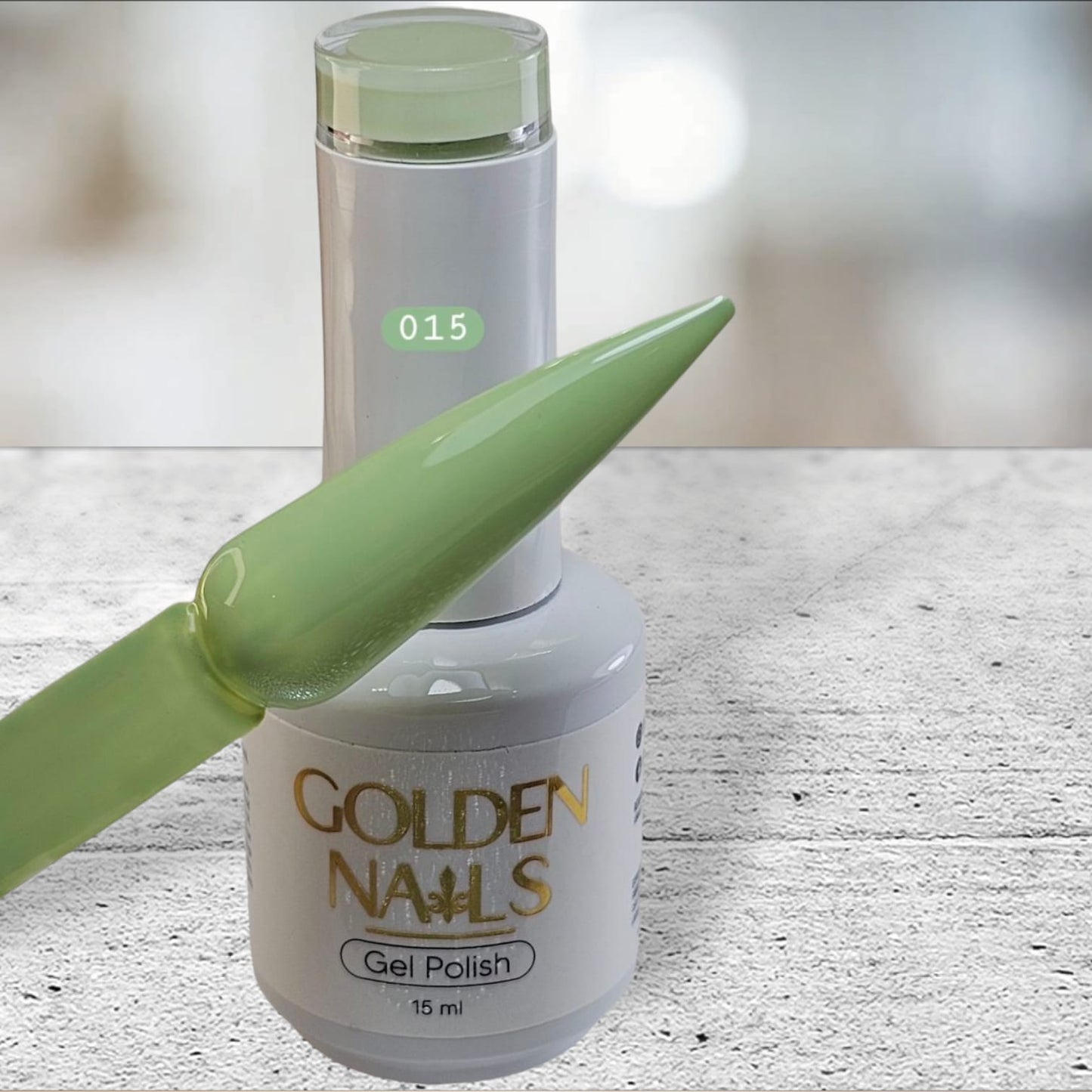 GELES VERDES GOLDEN NAILS